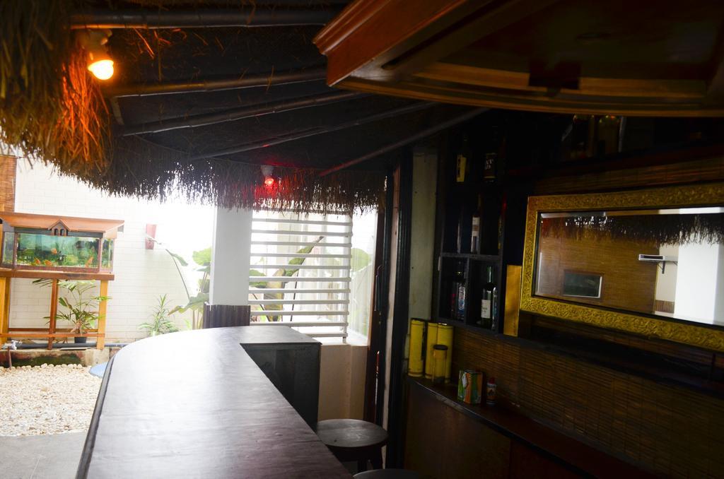 Yoho Mount Waves Hotel Colombo Exterior foto
